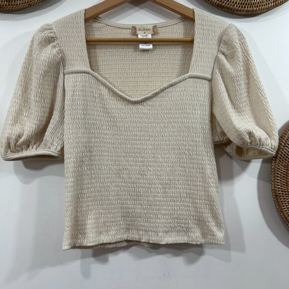 Altar'd State Neutral Cream Knit Short Puff Sleeve Cropped Top Tee Medium - Picture 4 of 5